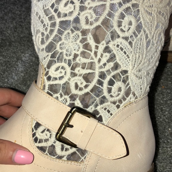 Booties - Picture 4 of 5